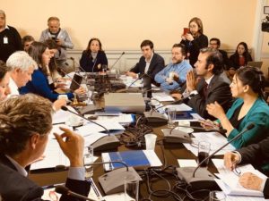 Comisión de Trabajo aprueba gradualidad para las pymes en proyecto de 40 horas laborales