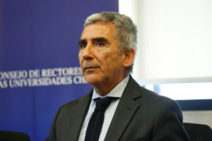 Carlos Peña presentará recurso para proteger a estudiantes