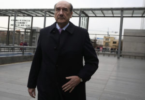 Rebajan medida cautelar a ex general Juan Miguel Fuente-Alba