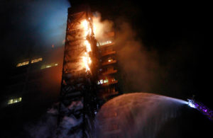 El origen del incendio en el edificio de Enel