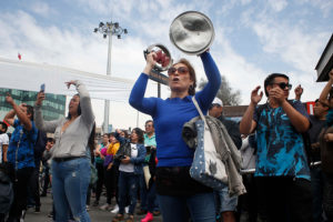 Partido Comunista llama a un Súper Lunes: concentración en tribunales, marcha nacional y cacerolazo en todo Chile