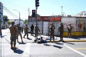 INDH denuncia que Carabineros continúa haciendo uso de gases pese a recurso judicial