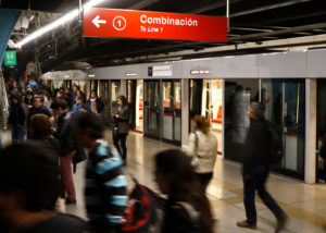 Metro retomará este miércoles horario de inicio habitual a las 06:00 horas