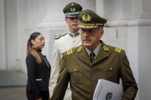 Rozas envía mensaje a carabineros: 