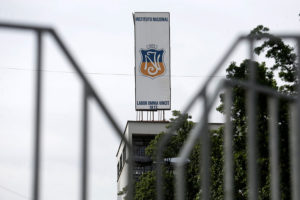 Estudiantes del Instituto Nacional anuncian protesta por cierre del año escolar
