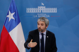 Blumel y sesión del Cosena: 