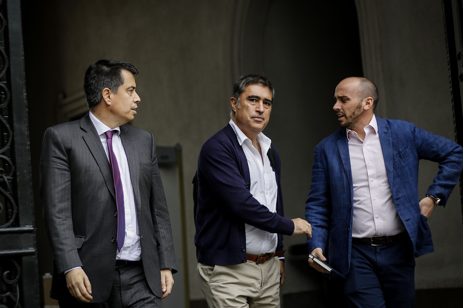 más conciliador