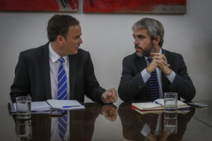 Ministro Ward aclaró que no hay un mecanismo definido para nueva Constitución