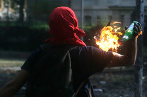 Prisión preventiva para detenidos por fabricación y porte de bombas molotov