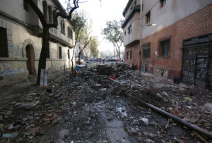 Empezando a despertar después de la pesadilla de Destrucción y Violencia