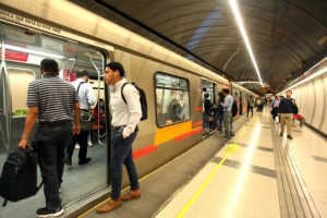 Metro mantiene cerradas las estaciones Plaza de Puente Alto y San Joaquín