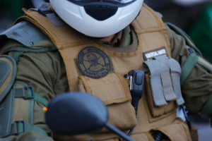 Carabineros ingresa respuesta a Contraloría por uso de apodos en parches