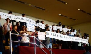 Por qué los diputados votaron en contra de rebajar sueldos de asesores