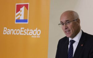 BancoEstado anuncia rebaja de comisiones de CuentaRUT para adultos mayores