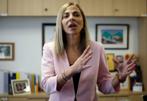 Ministra Plá por joven herida por lacrimógena: 