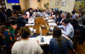 Comisión del Trabajo aprueba indicación para fijar ingreso mínimo en $550 mil