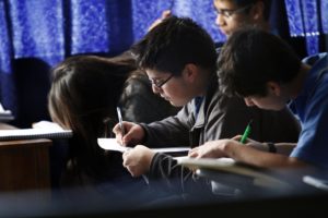 Miércoles y jueves: Simce para cuarto básico se realizará esta semana