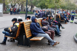 INE: desempleo baja pero aún no refleja efectos de la crisis