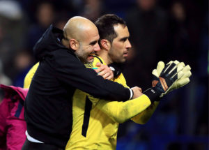 Guardiola llena de elogios a Bravo y confirma su titularidad: