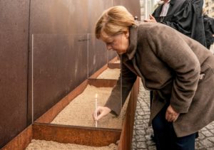 Angela Merkel conmemoró el aniversario de la caída de Muro de Berlín