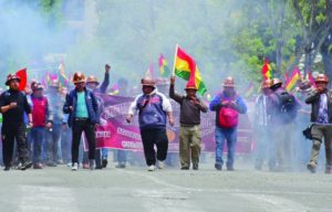 Tensión en Bolivia a horas que se cumpla el ultimátum para la renuncia de Evo Morales