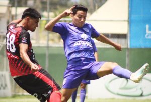 Cómo el fútbol de Tercera División se mantiene activo en medio de la crisis