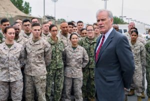 Pentágono despide a secretario de Marina de EE.UU. por 