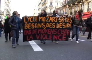 Francia: Estudiante universitario se quemó a lo bonzo para denunciar su precariedad financiera