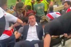 VIDEO | No pudo con la emoción: Julio César se desmayó con el gol del triunfo de Flamengo