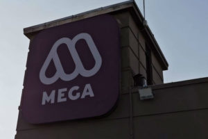 Mega lidera denuncias ante el CNTV por cobertura del estallido social