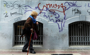 Sistema de AFP: ¿por qué son bajas las pensiones en Chile?