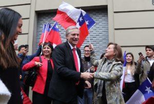 José Antonio Kast inicia campaña radial por el 