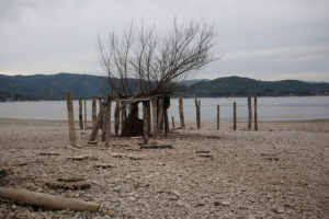 Gobierno no descarta racionamiento del agua por mega sequía