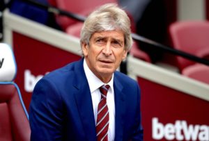 Manuel Pellegrini habría recibido un ultimátum de West Ham si no gana el fin de semana