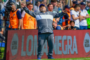 Maradona por su permanencia en Gimnasia: 