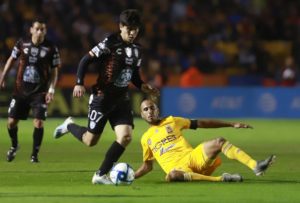 Víctor Dávila no jugará el Preolímpico con la Roja por petición del Pachuca