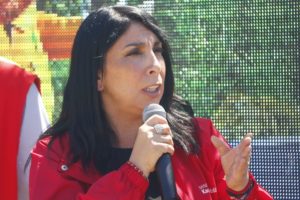 Ministra Rubilar responde a Jorge Abbott: 