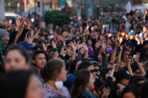 Fenómenos de la “Revolución de Octubre”: absolutismo, deshumanización y redes filtradas