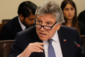 Alberto Espina responde críticas a la ANI: 