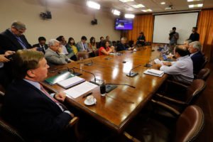 Aprueban informe de acusación constitucional contra Presidente Piñera