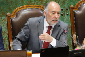 Iván Flores por acusación constitucional contra intendente: 
