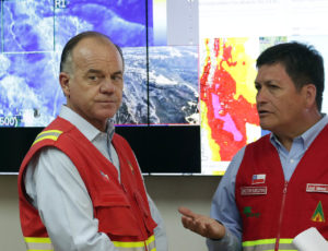 Ministro Walker e intencionalidad de incendios: “No estamos preparados