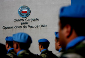 Militares chilenos son involucrados en abusos de cascos azules de la ONU en Haití