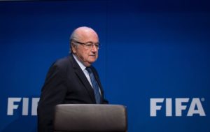 La FIFA demanda a Joseph Blatter y Michel Platini ante la justicia suiza