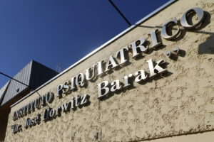 Ex paramédico de Hospital Psiquiátrico es el primer formalizado por tortura sexual en Chile