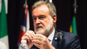 Argentina: designan a hermano de Marcelo Bielsa como embajador en Chile