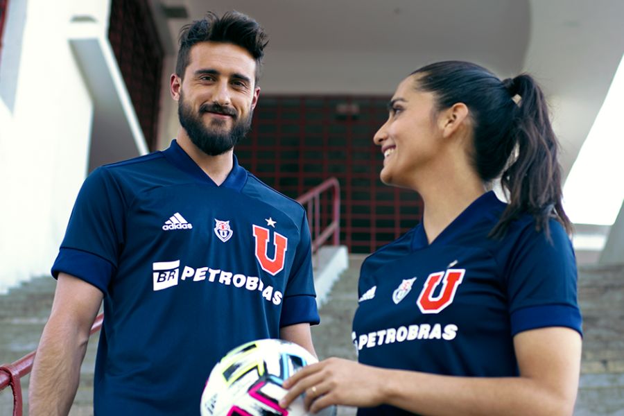 camiseta de la u