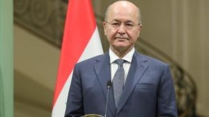 Presidente de Irak renuncia a su cargo luego de tres meses de protestas