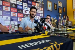 Johnny Herrera por su llegada a Everton: 