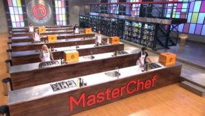 Canal 13 confirma a los tres primeros famosos que serán parte de MasterChef Celebrity